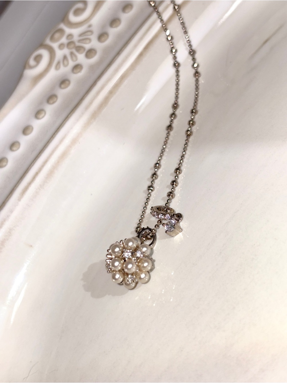 Unique Pearl Cluster Pendant Necklace - Coffee Gold